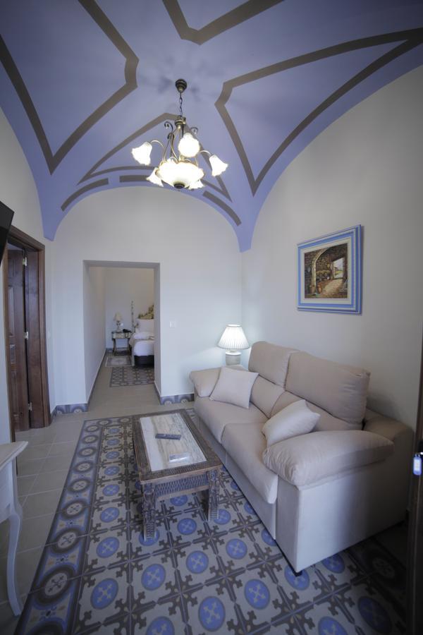 Hotel La Giralda Burguillos Del Cerro エクステリア 写真