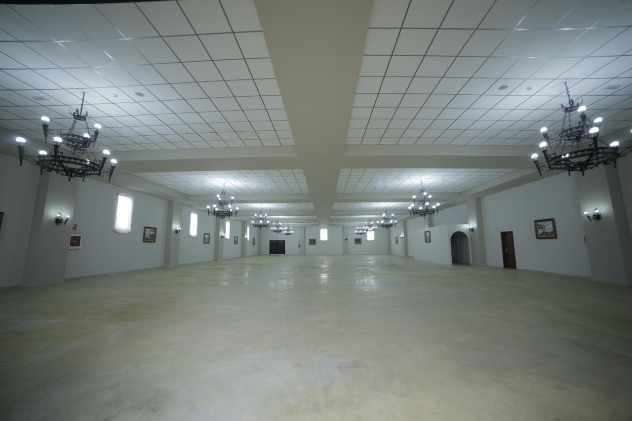 Hotel La Giralda Burguillos Del Cerro エクステリア 写真