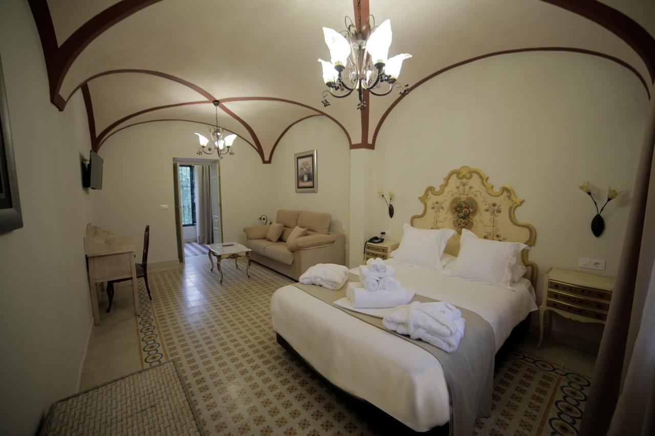 Hotel La Giralda Burguillos Del Cerro エクステリア 写真