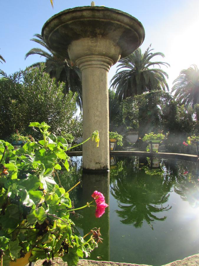 Hotel La Giralda Burguillos Del Cerro エクステリア 写真